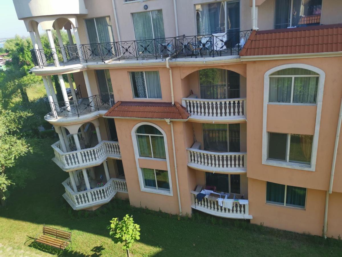 Hacienda Beach Apartment Mit Meerblick Sozopol Exteriör bild